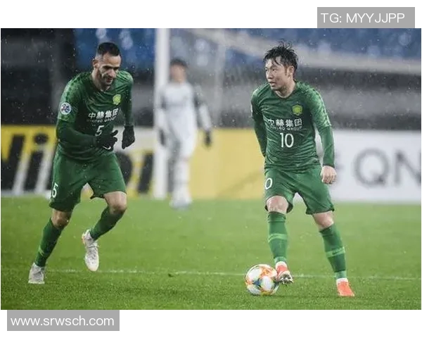 北京国安迎战青莱联争夺胜利全力以赴展现球队实力与风采 北京国安迎战青莱联争夺胜利全力以赴展现球队实力与风采