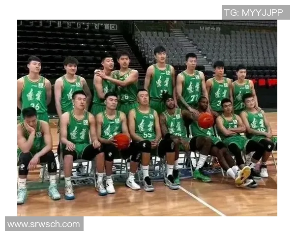 黑龙江男篮迎战辽宁队全力争胜期待精彩对决与球迷共庆篮球盛宴